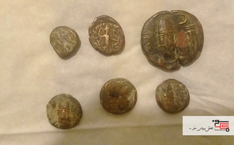 8 سکه‌ تاریخی از قاچاقچیان در ایلام کشف و ضبط شد.