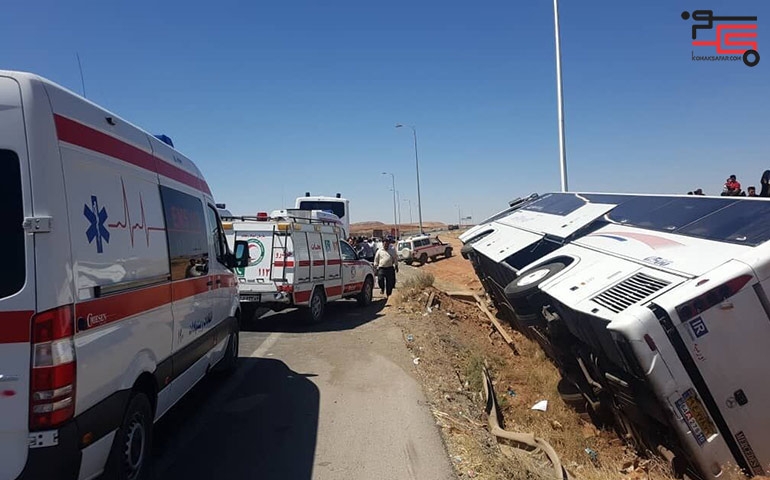 ۱۰ کشته و ۱۱ زخمی در واژگونی اتوبوس زنجان ـ تبریز
